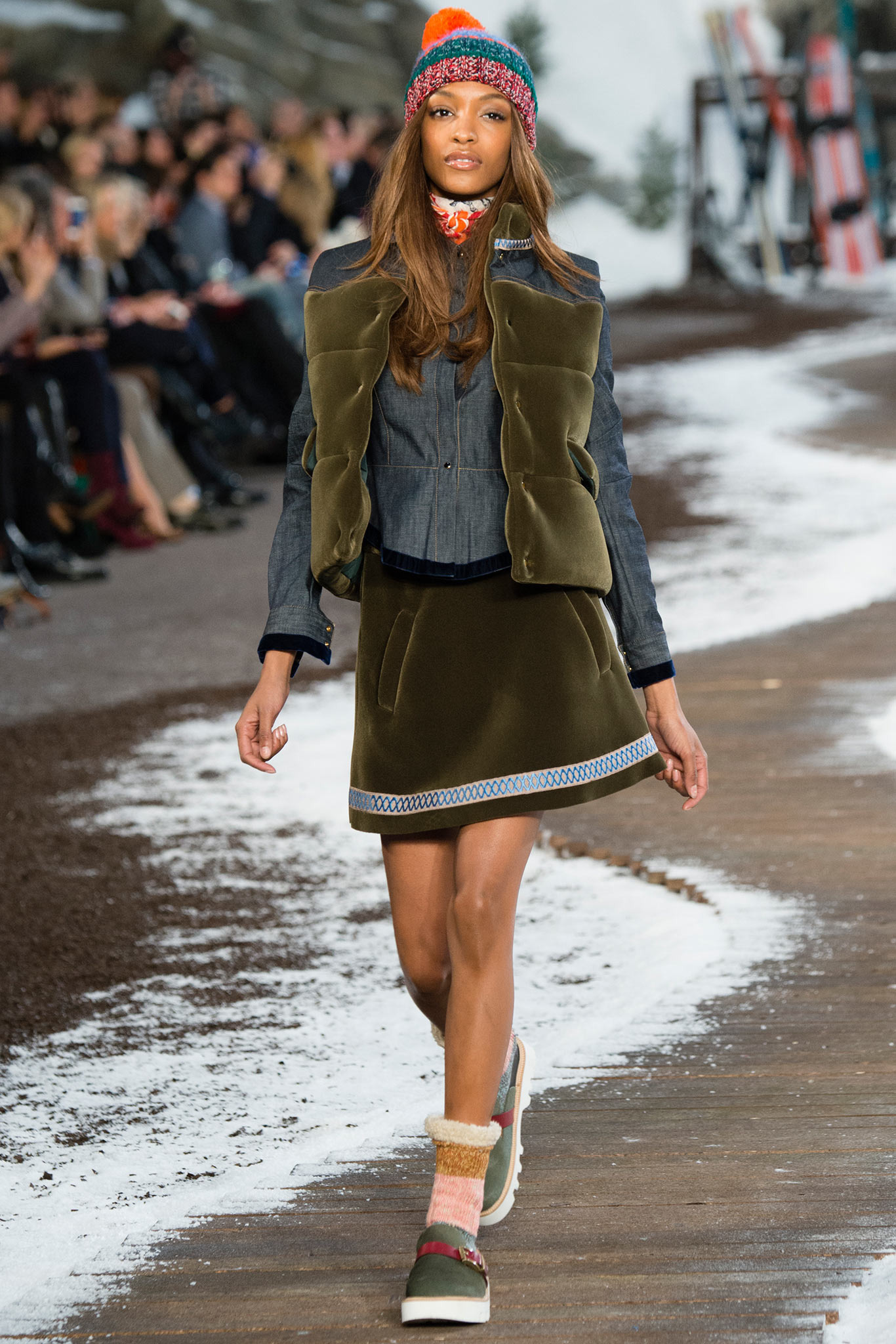 Зимняя мода. Tommy Hilfiger 2014. Томми Хилфигер осень 2021. Jourdan Dunn Tommy Hilfiger. Томми Хилфигер Fall 2014 фотосессия.